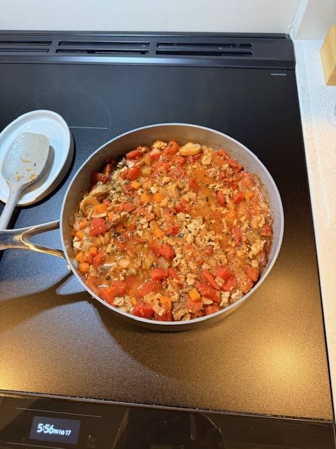 Rick's yummy turkey bolognese.